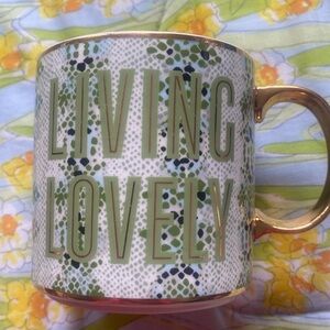 Anthropologie Gisele Living Lovely Coffee Tea Mug Gold Handled Green Snakeskin
